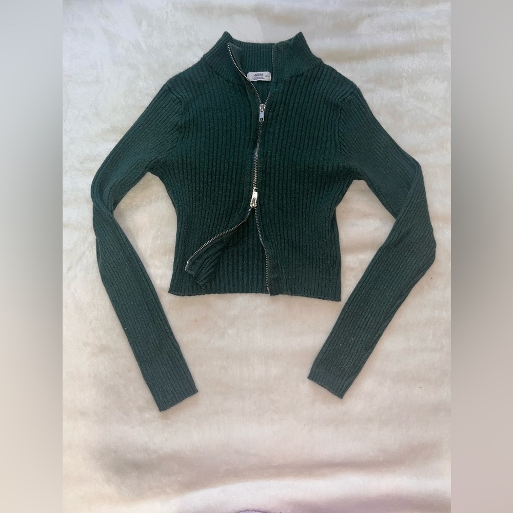 Long sleeve zip up shirt